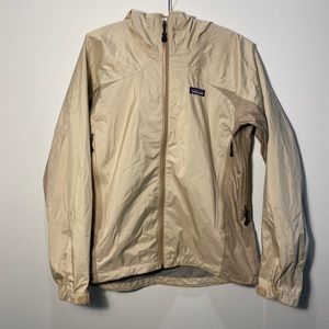 Patagonia rain shadow jacket tan zip up coat